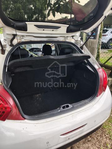 2015 Peugeot 208 1.6 VTI ALLURE (A) - 5