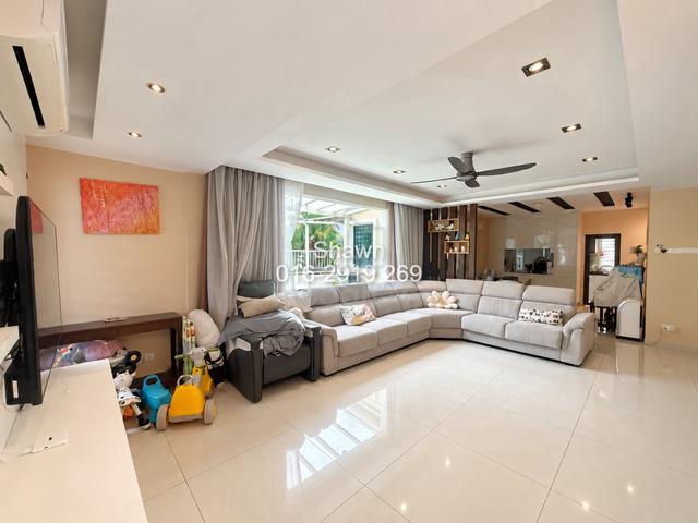 Fully Renovate & Well Maintained Endlot Double Storey, Bukit Rimau 1