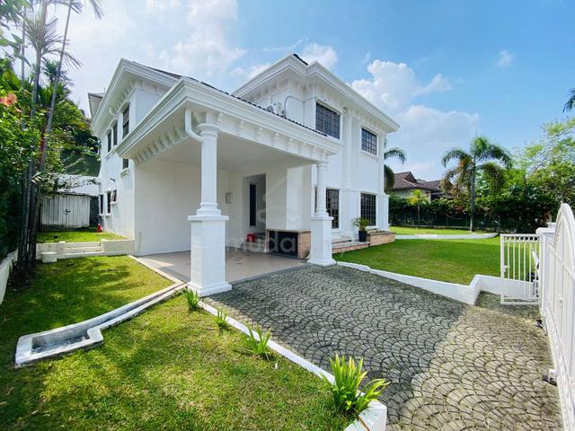 WELL MAINTAIN 2-Storey Bungalow, Jln Bukit Hijau Seksyen 26, Shah Alam 1