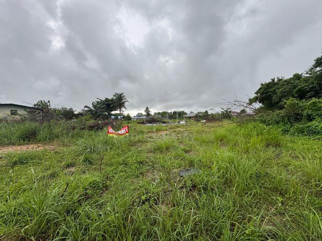 Putatan Land | Road Side 1