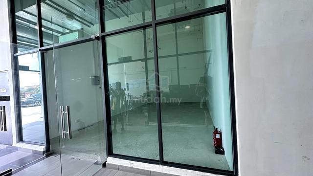 Edumetro Ground Floor Retail Shop for Rent – High Ceiling 1