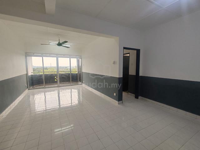 Apartment Tanjung Puteri Resort 1