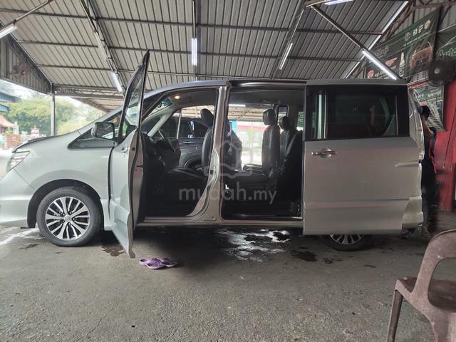 2015 Nissan SERENA 2.0 S-HYBRID HIGHWAY STAR - 5