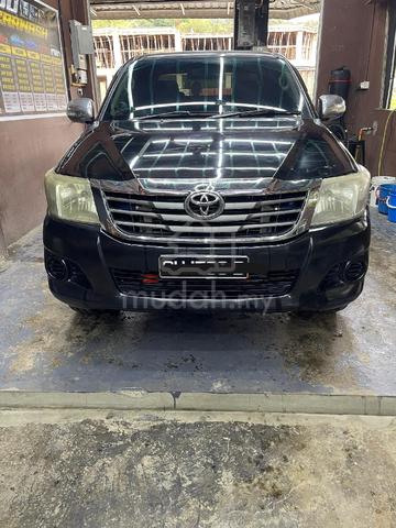 2009 Toyota HILUX 2.5 G MY05 KUN25R (M) - 1