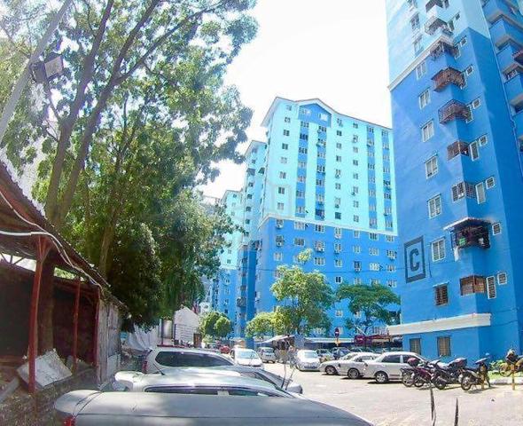 Sri Rakyat Apartment 1