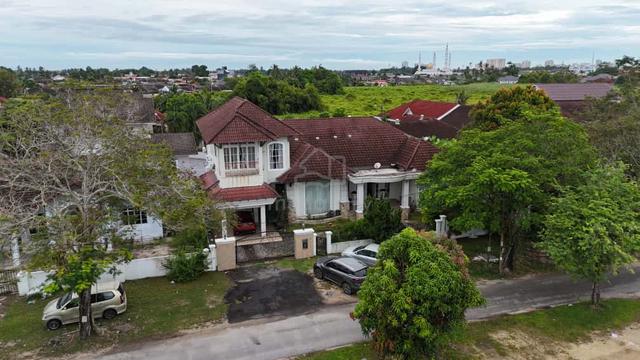 Rumah Banglo Mewah Taman SbJ Pasir Pekan Wakaf Bharu Untuk Dijual 1