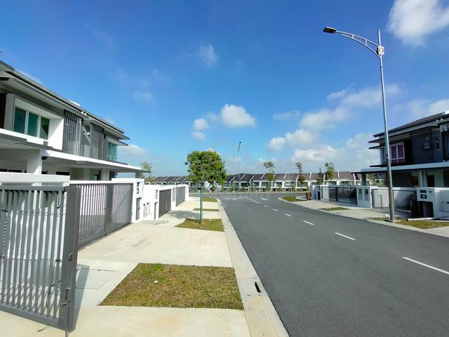 [TERMURAH] 2Stry Serenia ADIVA [BELOW MARKET] Sepang 1