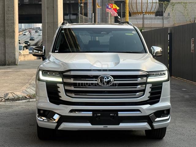 Black Interior 2025 Toyota LANDCRUISER 3.4 300 ZX - 5