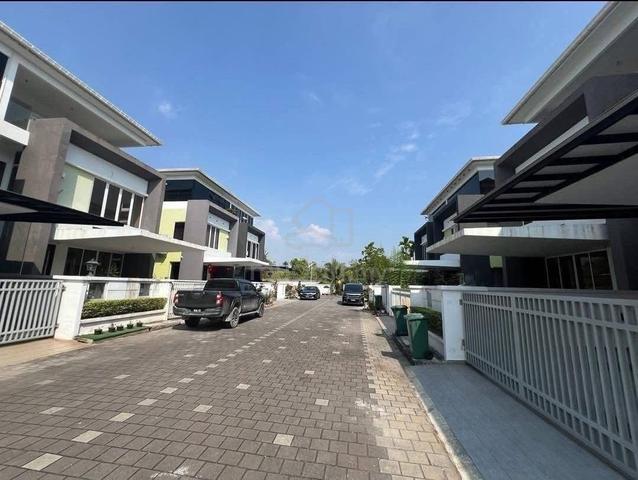 Villa Sentri, 3 Storey Semi-D, 2885sf, Bukit Mertajam 1