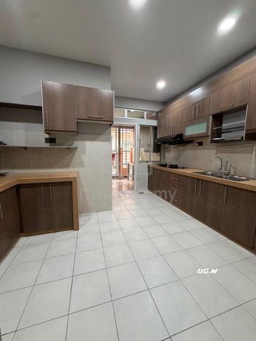 Partially Furnished & Renovated 2 Sty Semi D Ambang Botanic 1 Klang 1
