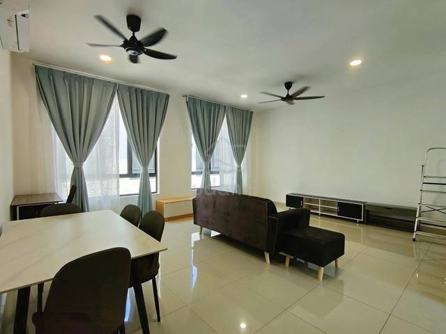 Rent - Townhouse Eco Horizon (Camdon) 3r2b Nice Condition 1