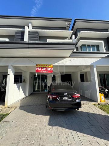 Laman Vista Alam, Bandar Bukit Raja - Double Storey Link House For Sal 1