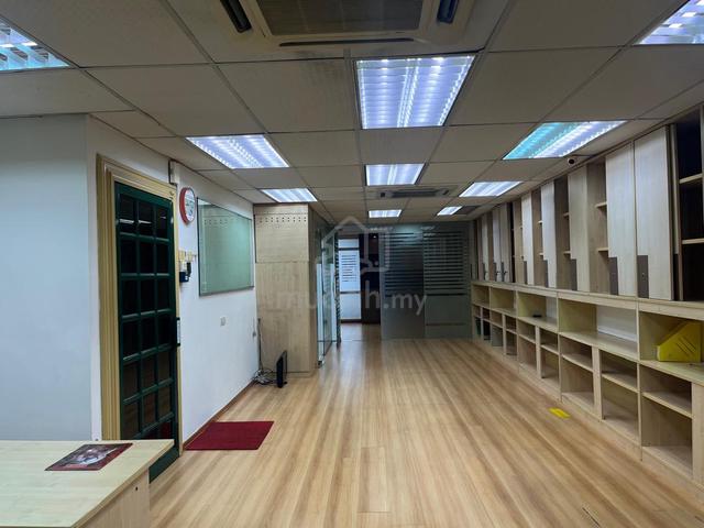 Bandar Menjalara Office Level 2 for Rent 1