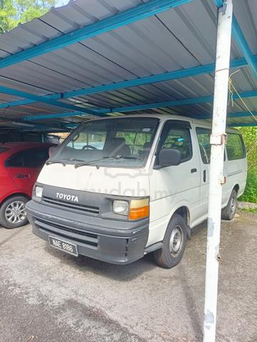 1995 Toyota HIACE 3.0 LH112 (M) - 2
