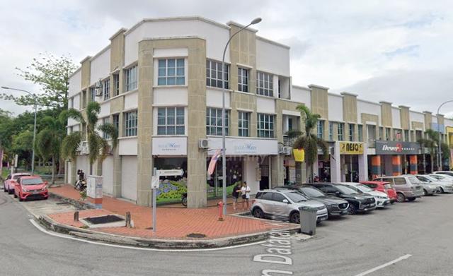 3-Storey Corner Shophouse @ Senawang Dataran Kemuning, Seremban 1