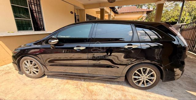 2010 Honda STREAM 2.0 i-VTEC RSZ (A) - 4