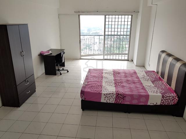 Pandan Villa Condominium Balcony room 1