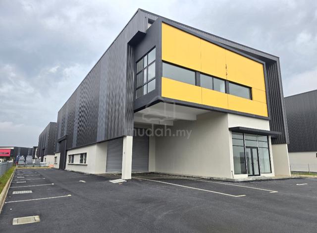 Brand New 1.5 Storey Detached Factory BBR i8 Location Convenient 1