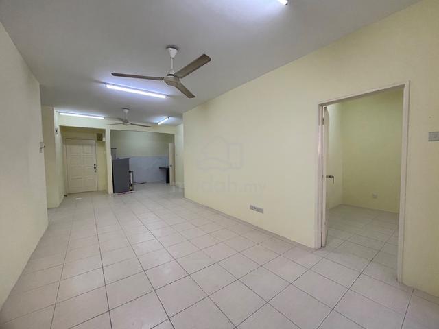 PV 10 Platinum Lake Condominium 1