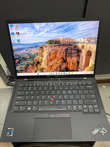 Carousel Image Selected