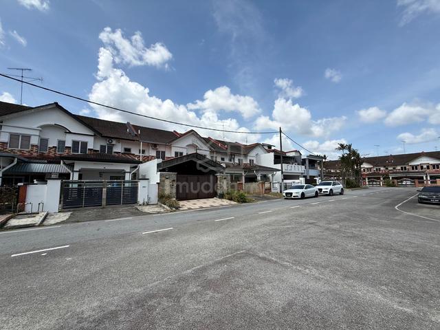 Kulai Indahpura Teratai Double Storey Terrace Corner Lot For Sales 1