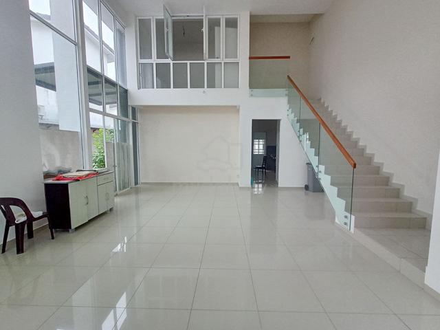 GATED GUARDED 1.5 STY ExtraLand Country Villa Resort Ayer Keroh Melaka 1