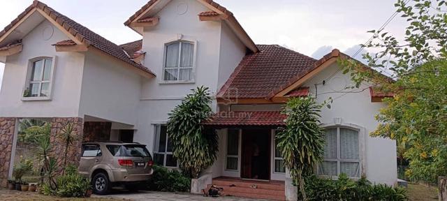Selangor Sungai Pelek Freehold Bungalow House For Sale 1