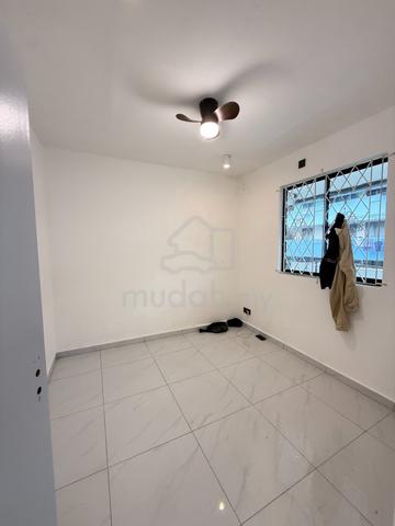Flat Taman Ungku Tun Aminah 1