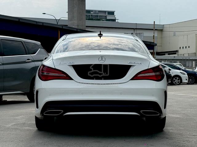 2018 2024 Mercedes Benz CLA180 1.6 AMG SPORT OFFER - 4