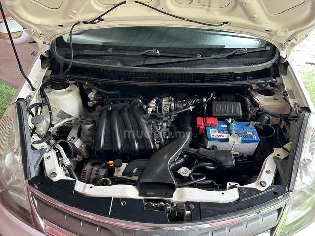 2011 Nissan GRAND LIVINA 1.6 IMPUL (M) - 5