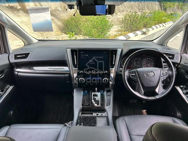 2022 Toyota ALPHARD 2.5 SC (A) DIM BSM Full Loan - 5