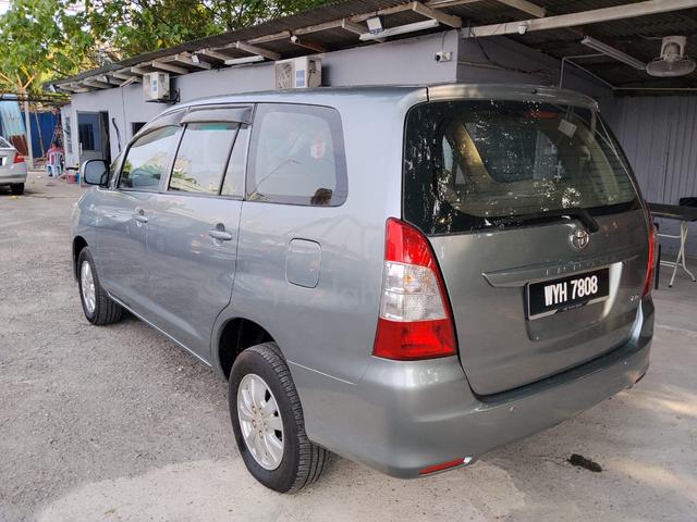 2013 Toyota INNOVA 2.0 E (A) - 5