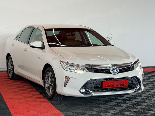 ORI2018 Toyota CAMRY 2.5 HYBRID LUXURY ONE OWNER - 3