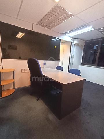Facing Mainroad Suitable for Office, Tuition and Facial Use 1