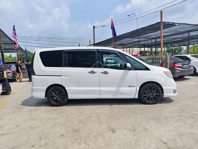 2016 Nissan SERENA FULL SPEC 2.0 (AUTO) - 2