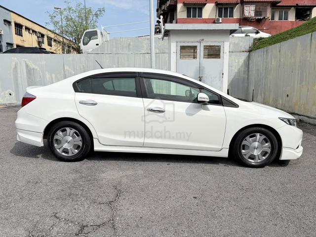 2013 Honda CIVIC 1.5 (HYBRID) (A) - 5