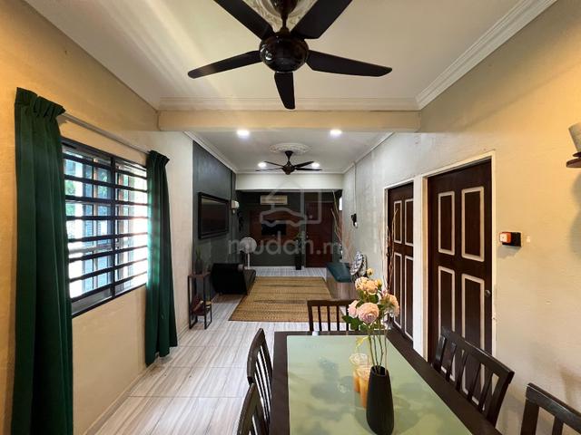 Teres Setingkat End Lot, Taman Bayam (Fully Renovated & Extended) 4