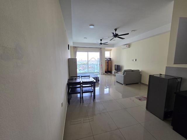 D Carlton Seaview Residence 1