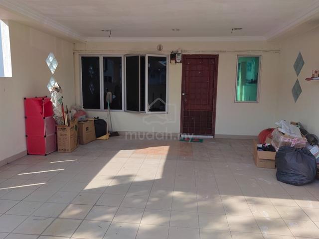 Endlot 2 Storey house, Lestari Putra, Seri Kembangan 3