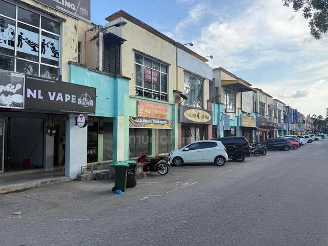 Bandar Puteri Jaya Same With 99 speed Mart 2 Storey Shop Lot Hot Loc 1