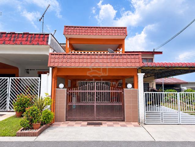 Renovated Double Storey Low Cost For Sale @ Banang Jaya 1