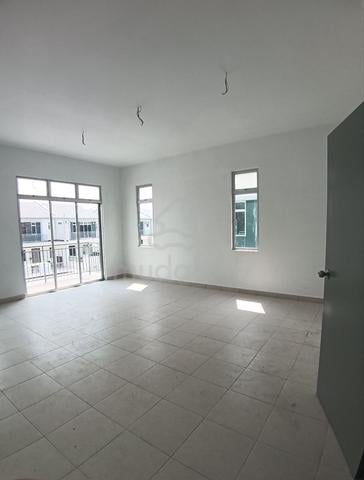 For Rent 2 Storey Cluster House at Pulai Mutiara 2, Clover Iskandar Pu 1
