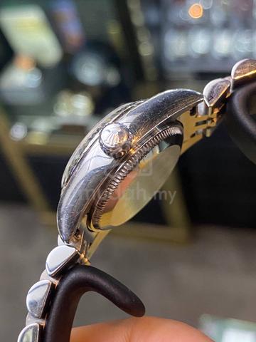 Carousel Image