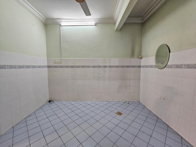 [EXTENDED KITCHEN + BACK TOP EXT + GATED] Putra Bistari Putra Heights 1