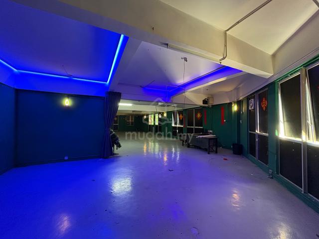 Skudai Mutiara Mas Shoplot Corner 1st Floor Renovated Good Condition 4