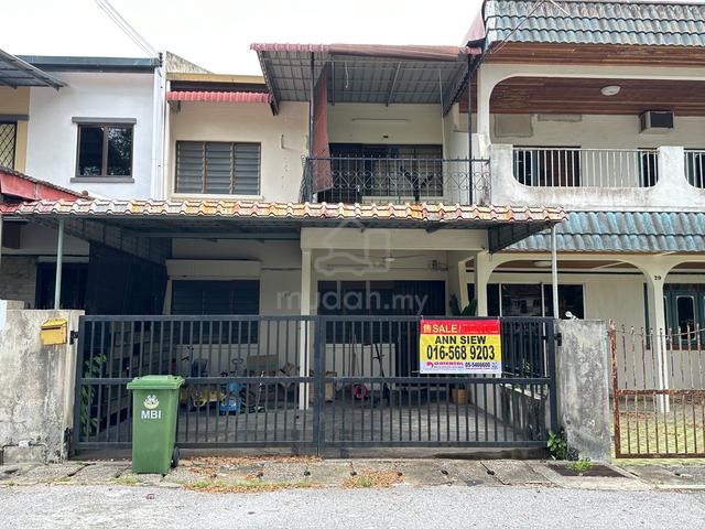 Double Storey House For Rent In Gunung Rapat Ipoh-Convenience area 1