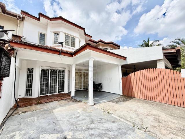 REFURBISHED Double Storey Terraced House @ Seksyen 7 Shah Alam 1
