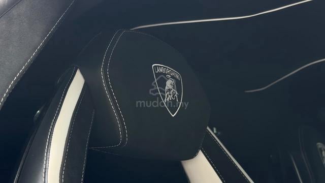 8500KM 2018 Lamborghini AVENTADOR 6.5 SVJ Original - 4