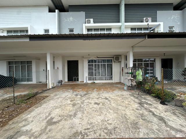 kotasas 4 bilik full aircond 1
