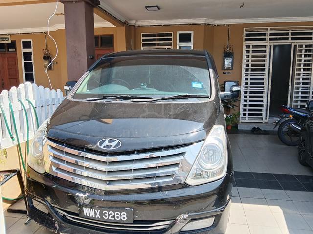 2012 Hyundai GRAND STAREX 2.5 ROYALE (A) - 1